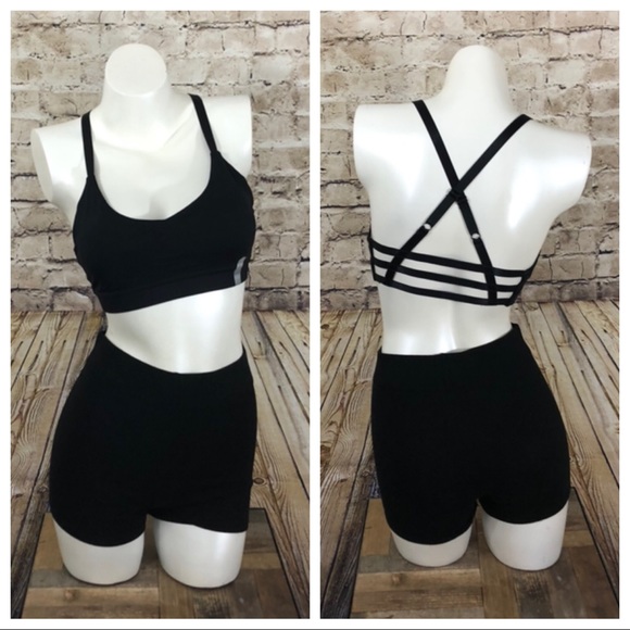 Forever 21 Other - NWT Black adjustable strap sports bra size small